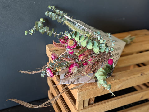 Dried flower bouquet